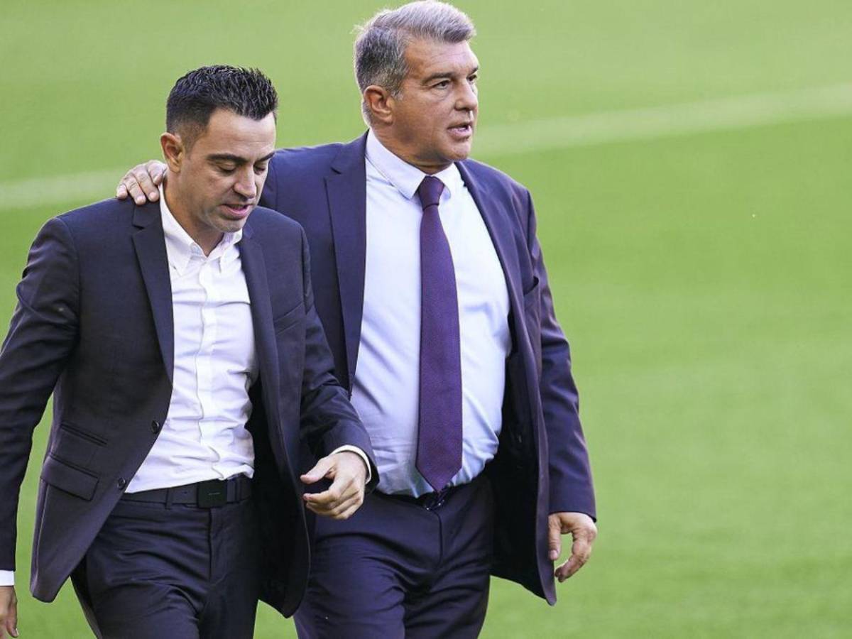 Bombazo en Barcelona: Xavi señala a Laporta y revela que frenó el fichaje Lionel Messi