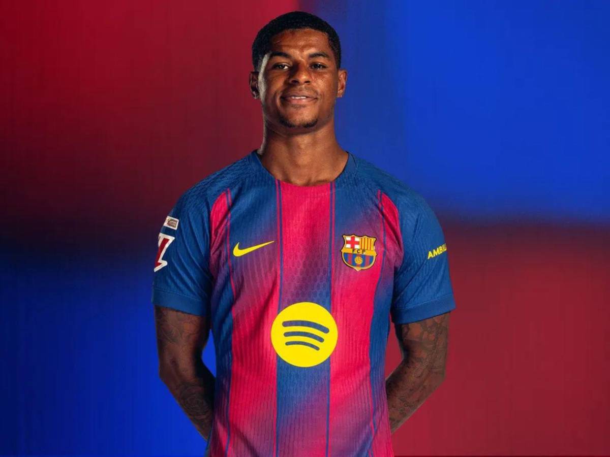 Barcelona cierra acuerdo para próxima temporada: activan millonaria cláusula