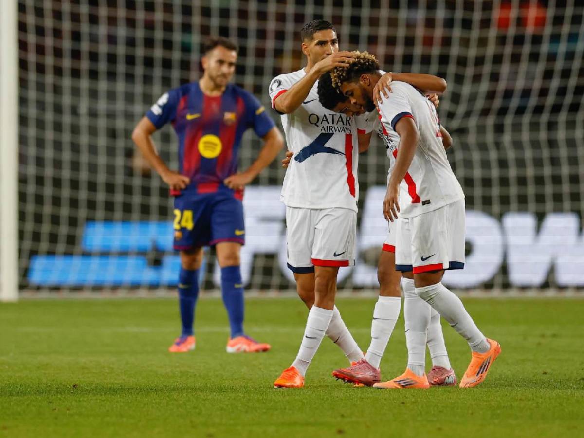 'Enemigo' del Barcelona en Champions, enfado de Hansi Flick y polémica ante PSG