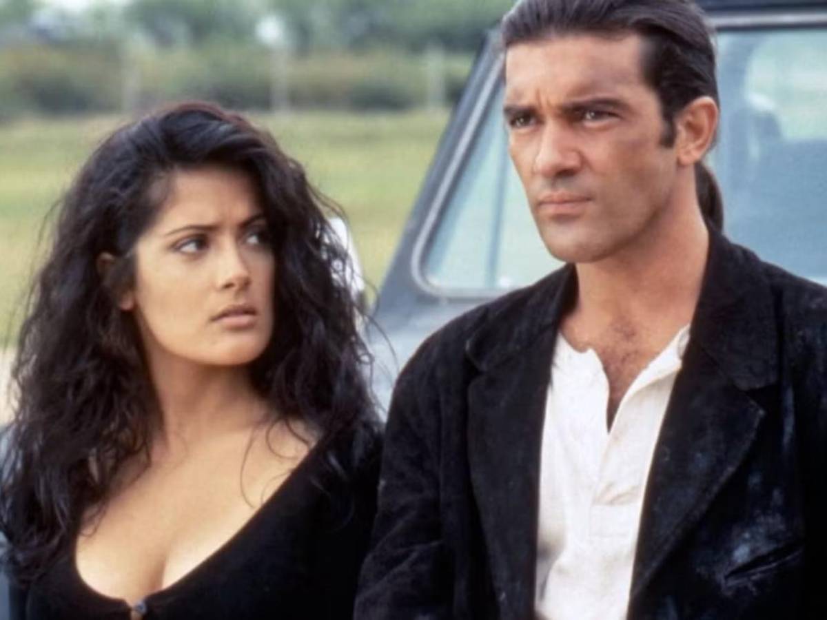 Salma Hayek cumple 59 años y  tres décadas abriendo puertas en Hollywood