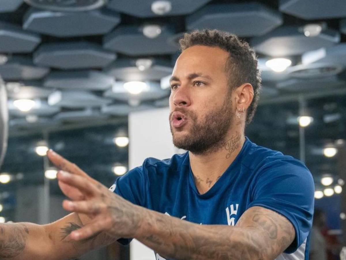 Neymar le pide a delantero que se vaya con él a su nuevo equipo