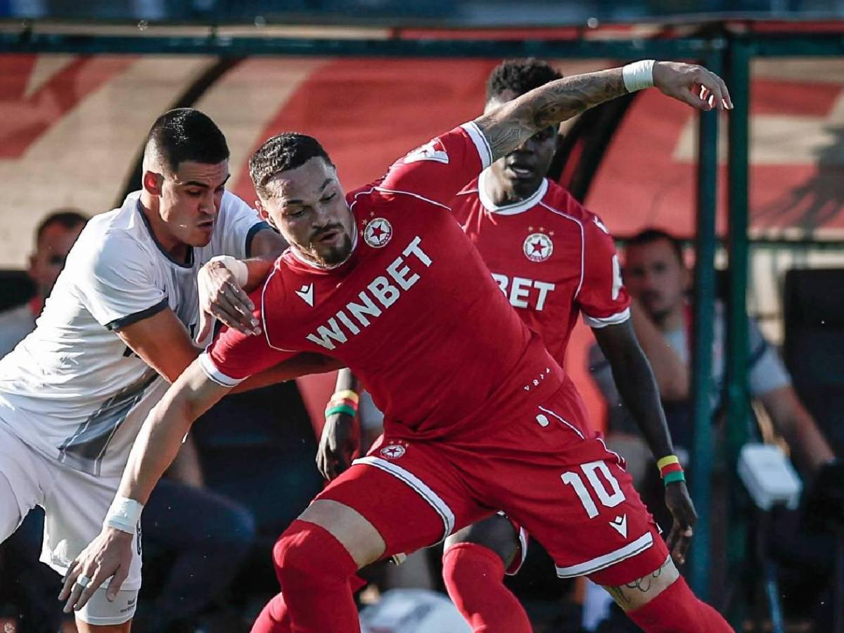 Honduras, alerta: goleador de Europa es contactado por selección de Concacaf