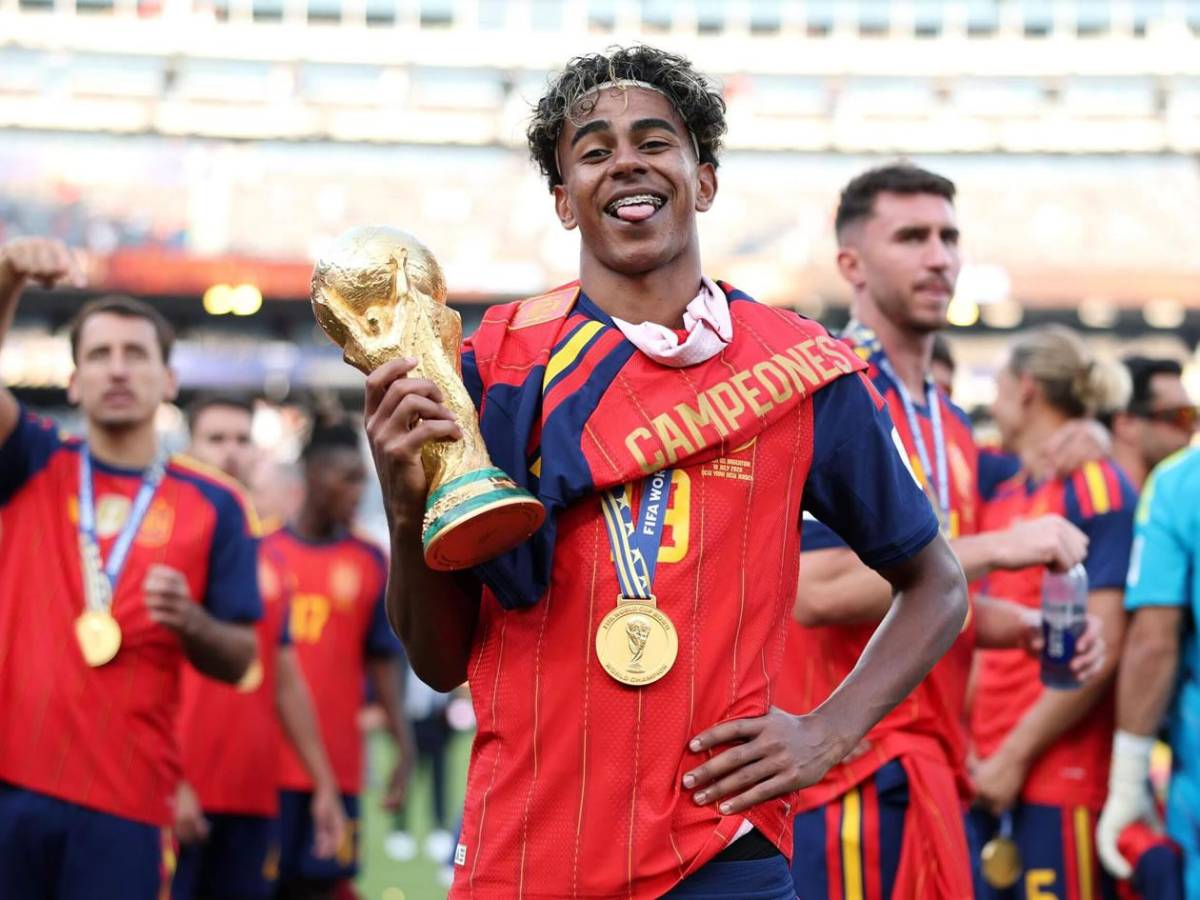 Balón de Oro 2026: Mbappé da la sorpresa y duro golpe a Lamine Yamal en la encuesta de L'Équipe