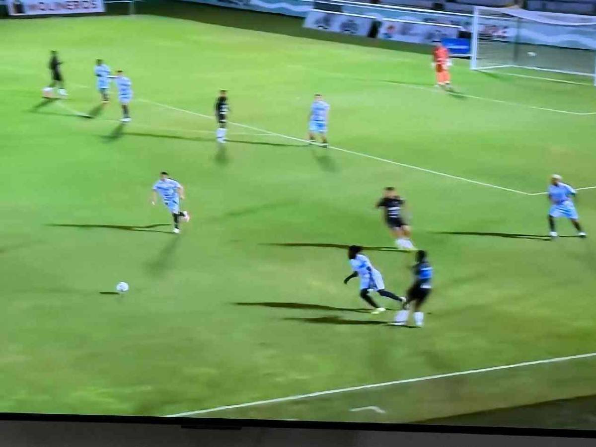 Mario Moncada hace denuncia al ver el estadio Ceibeño: su contundente mensaje