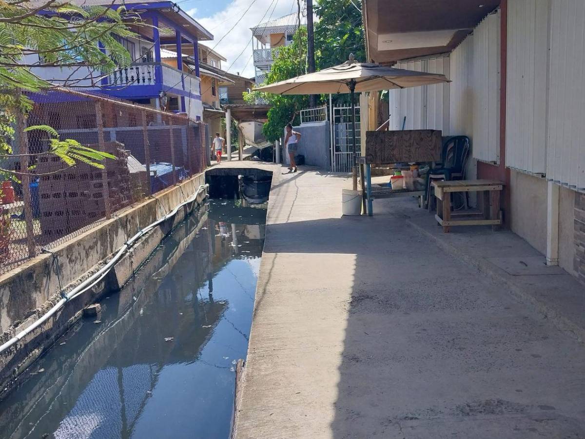 Así es Bonacca, el cayo donde vive casi todo Guanaja