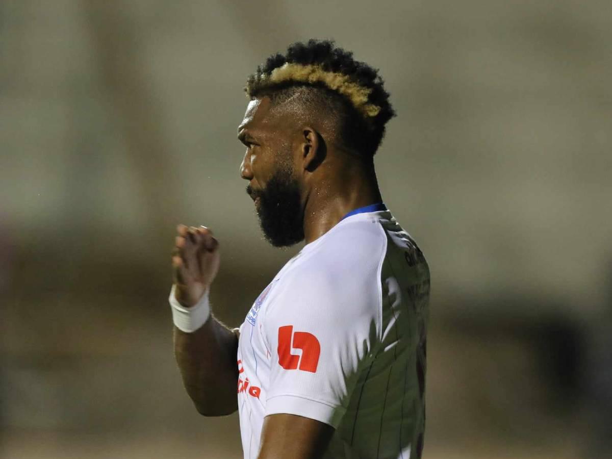 Jorge Benguché tuvo la ocasión de marcar en el inicio del segundo tiempo.