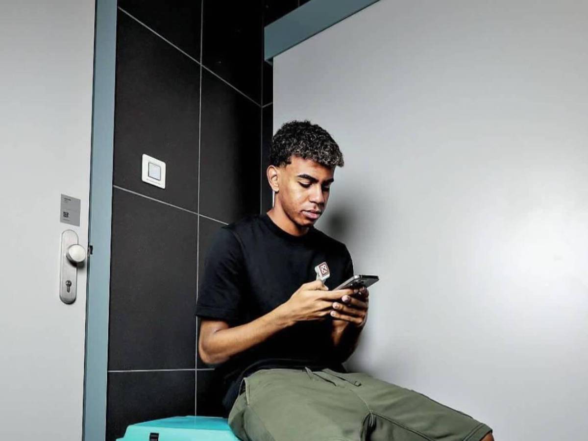 Lamine Yamal recibe la mejor de las ofertas y le avisa al Barcelona su decisión