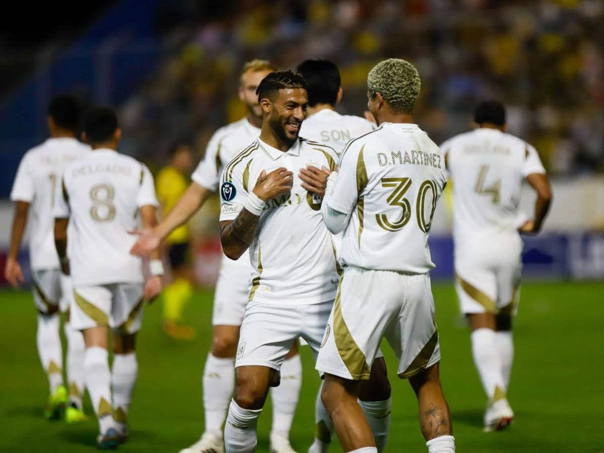 Show de Son, su gesto con hondureño, Lloris cambió camiseta y Real España dio pena