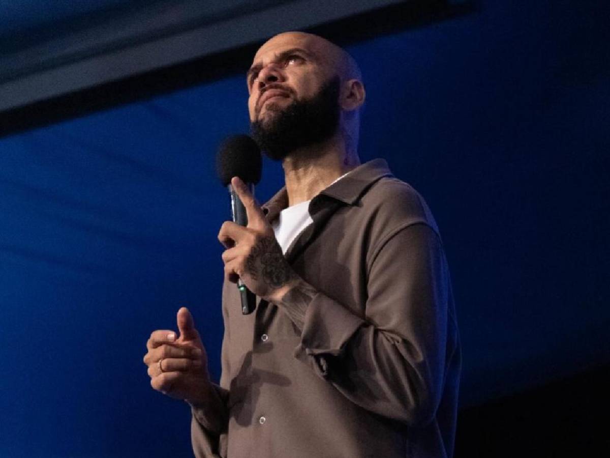 Dani Alves impacta y confiesa lo que vivió: Percibí 113 euros limpiando la cárcel