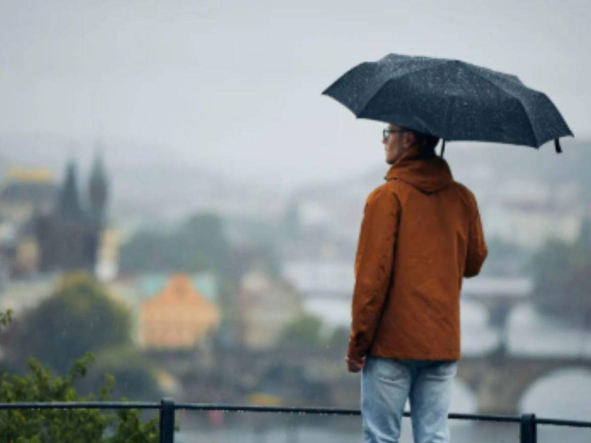 Saque paraguas: Vaguada ingresará al país y dejará lluvias en estas zonas