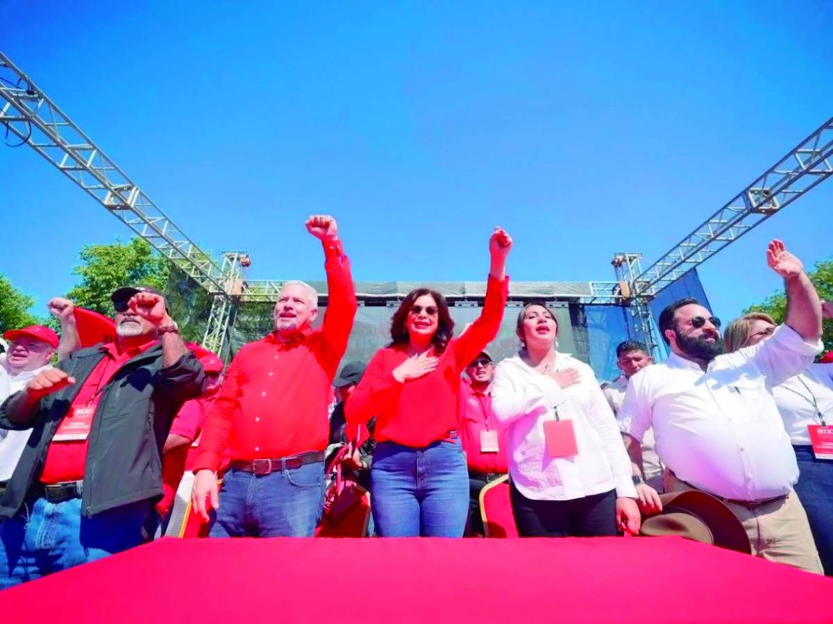 Tildan de ilegal que Rixi Moncada continúe como ministra de Defensa