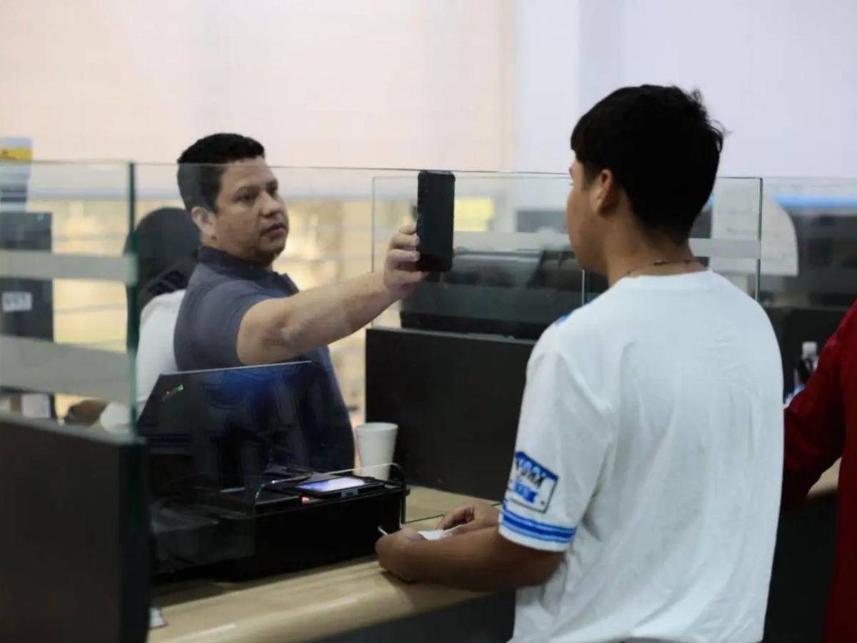 Estos son los pasos para reponer tu DNI en los kioscos del RNP