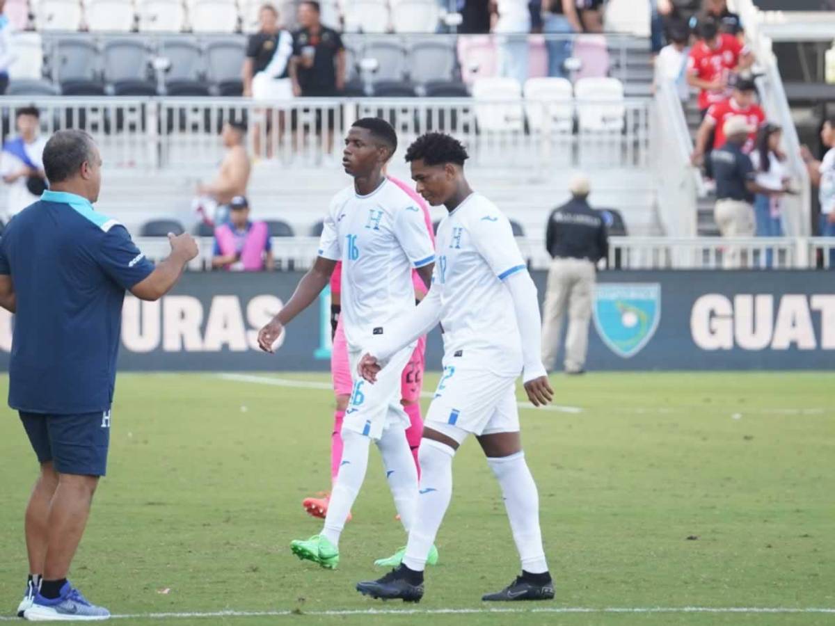 Rueda aparta a tres jugadores: entreno de Honduras antes de viajar a Bermudas