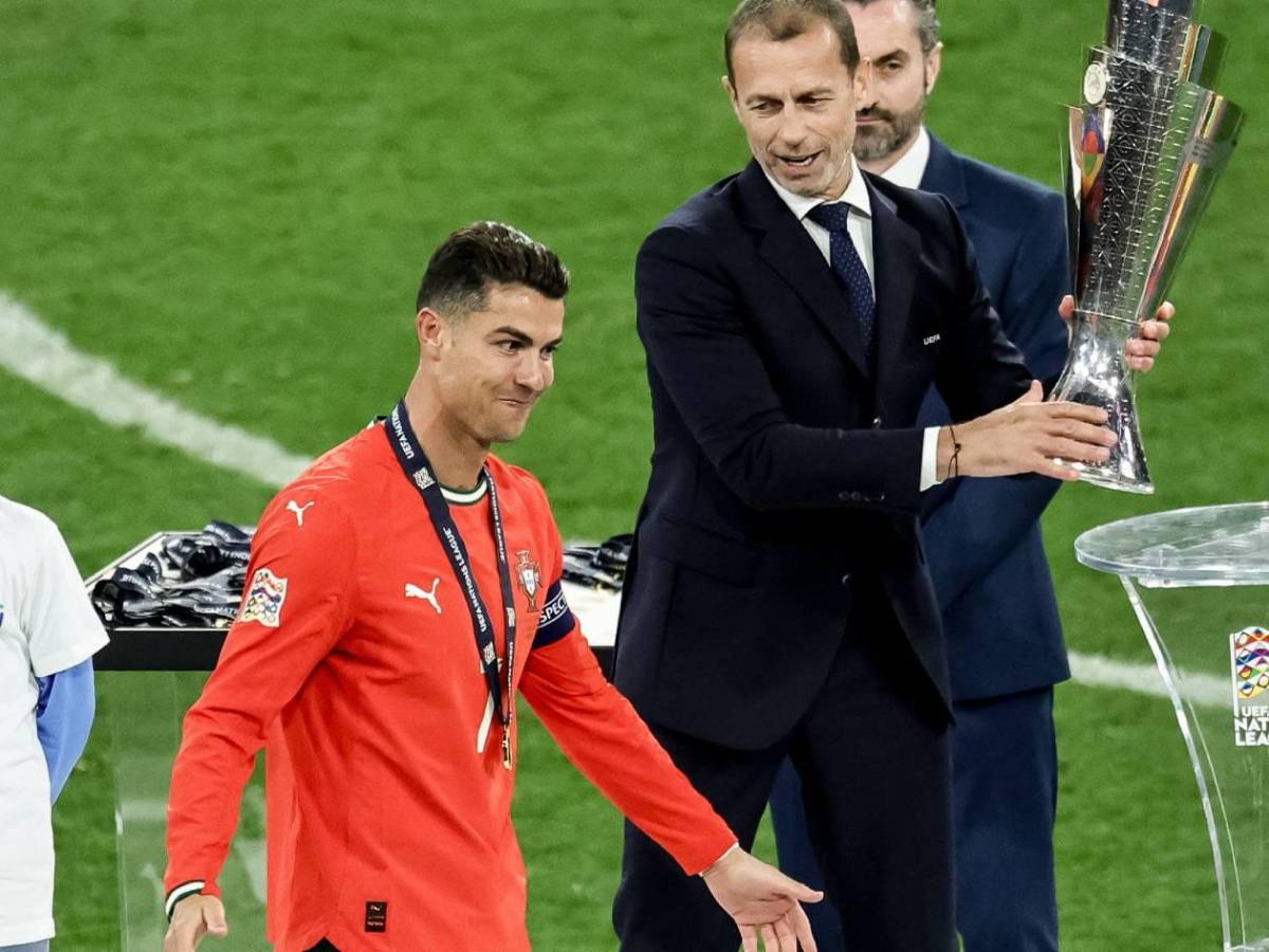 Lamine Yamal no supo perder, tuvo un gesto feo con Cristiano Ronaldo: El luso respondió