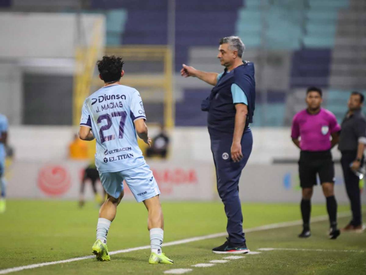 Real España celebra, sufre Motagua y la rubia que cautivó en el Morazán