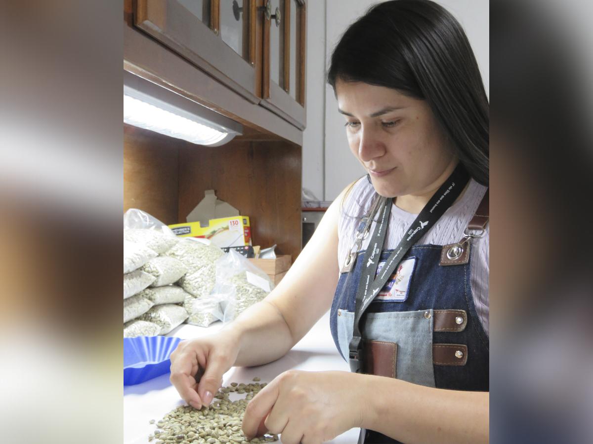 Gladys Coellar, Control de Calidad.