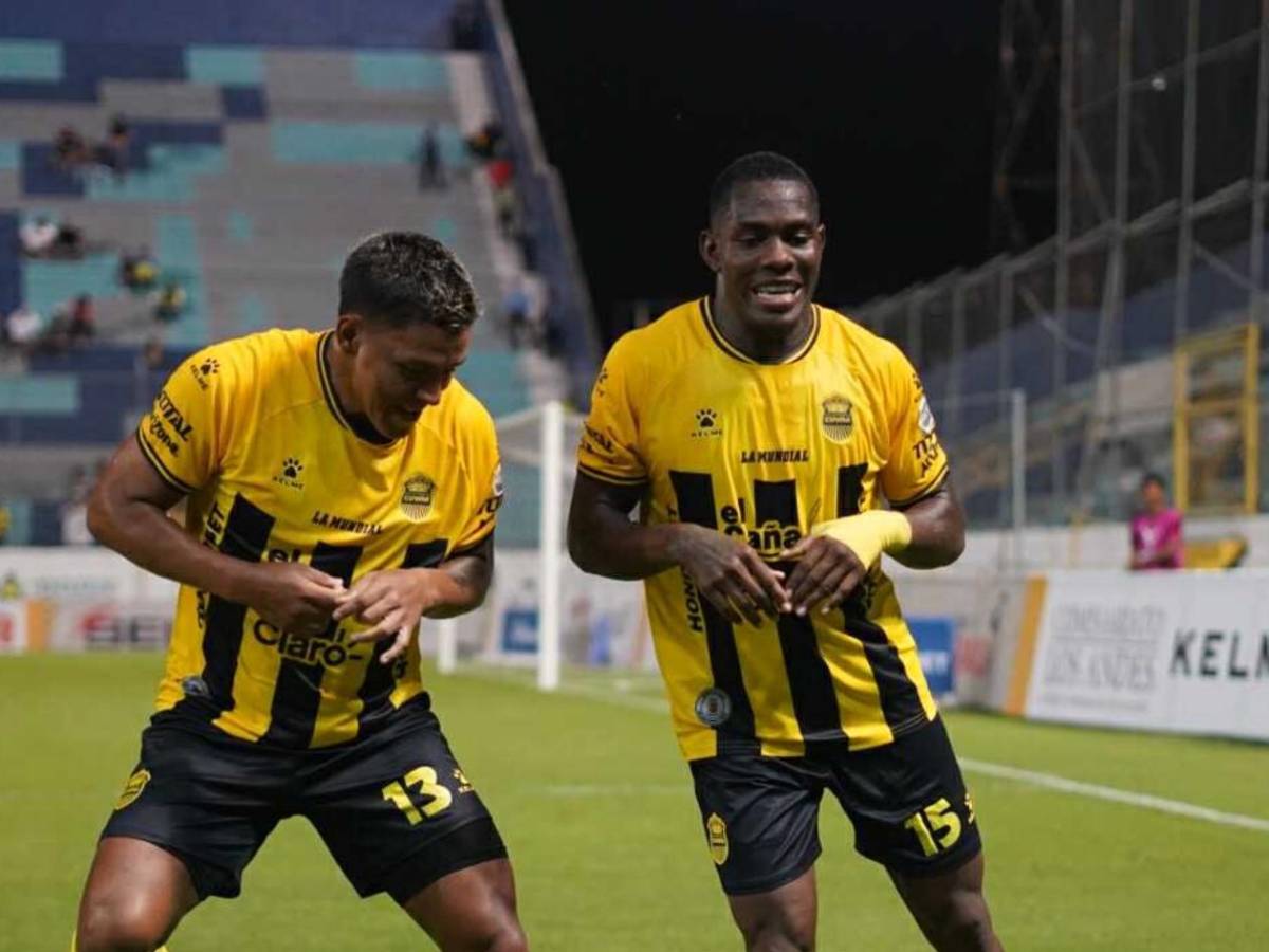 Bailes, locura del Real España, Pavón sorprendió, ¿qué pasó con Tilguath?