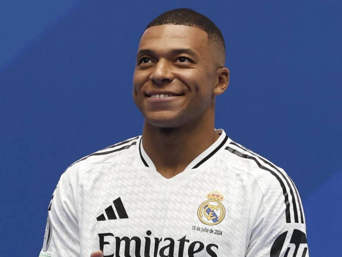 Mbappé reaparece y asusta tras gastroenteritis sufrida en Estados Unidos: No es Kylian
