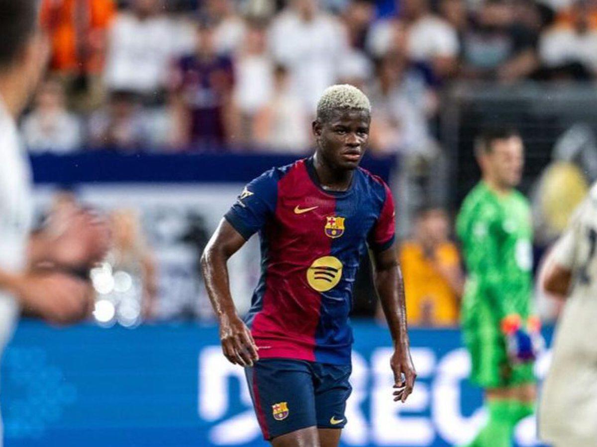 Barcelona anuncia venta de Mikayil Faye y sorprende el precio