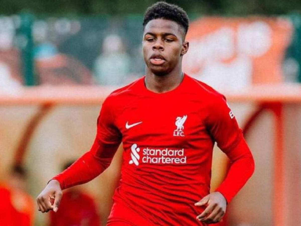 Sorpresa: Maynor Figueroa regresa a las canchas y ficha por equipo de Inglaterra