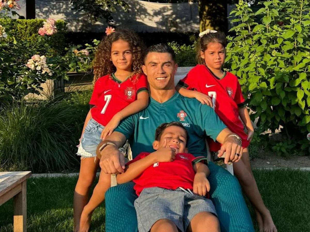 ¿Quién es el 'desconocido' padre de Cristiano Ronaldo? La viral foto que conmueve al mundo