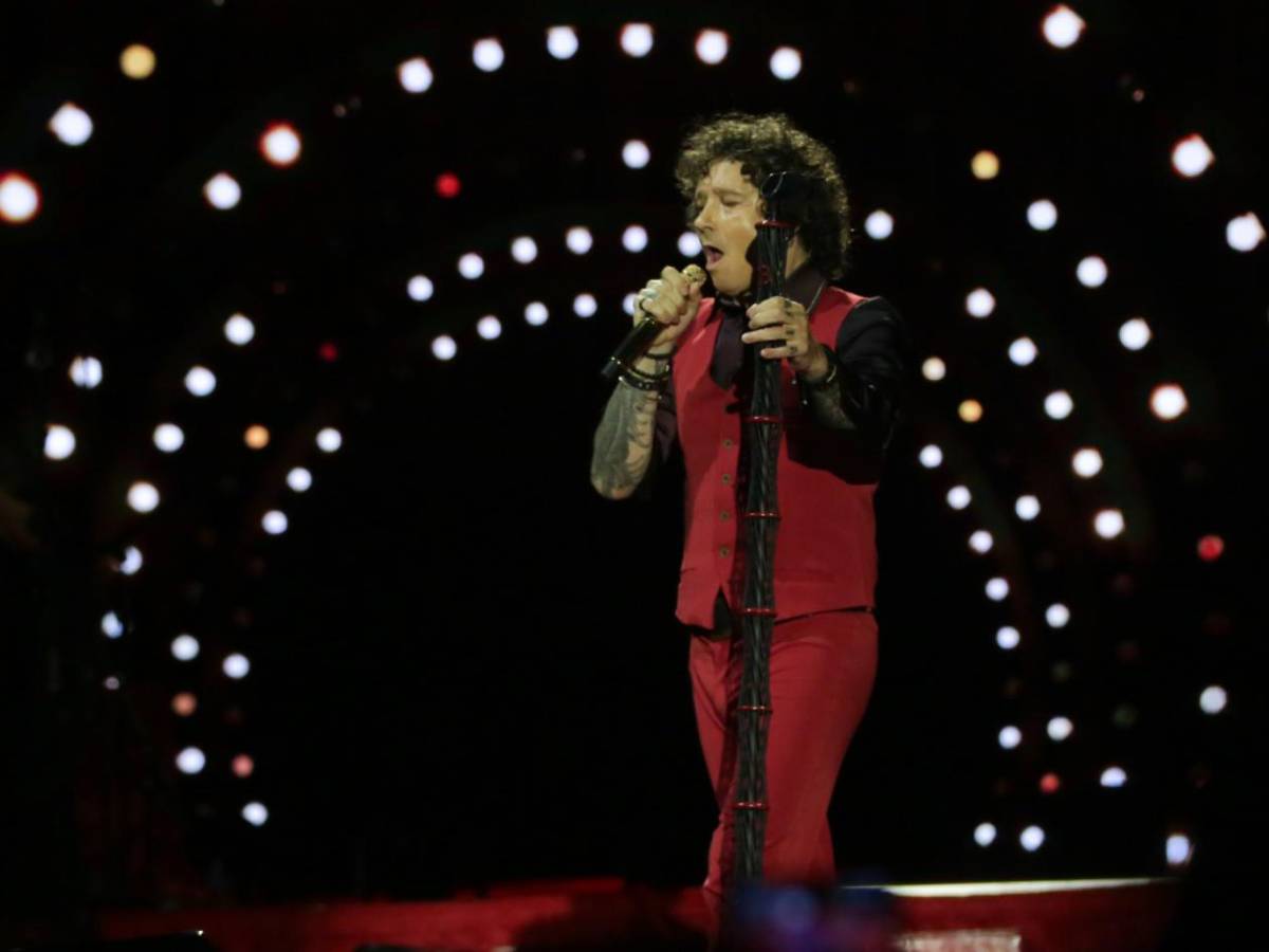 Enrique Bunbury desata un huracán de emociones en Tegucigalpa
