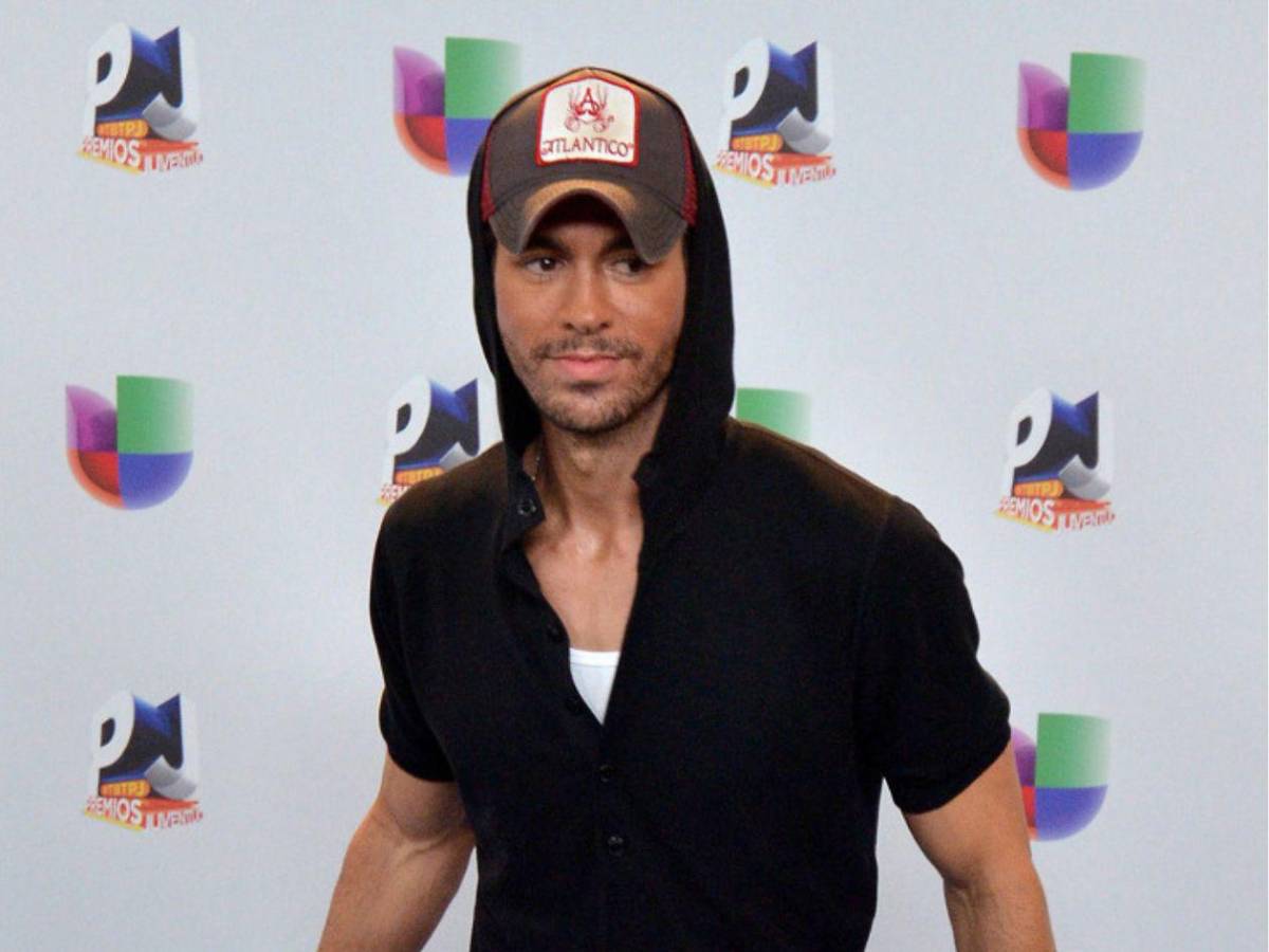 Enrique Iglesias celebra su 50 cumpleaños en plenitud personal