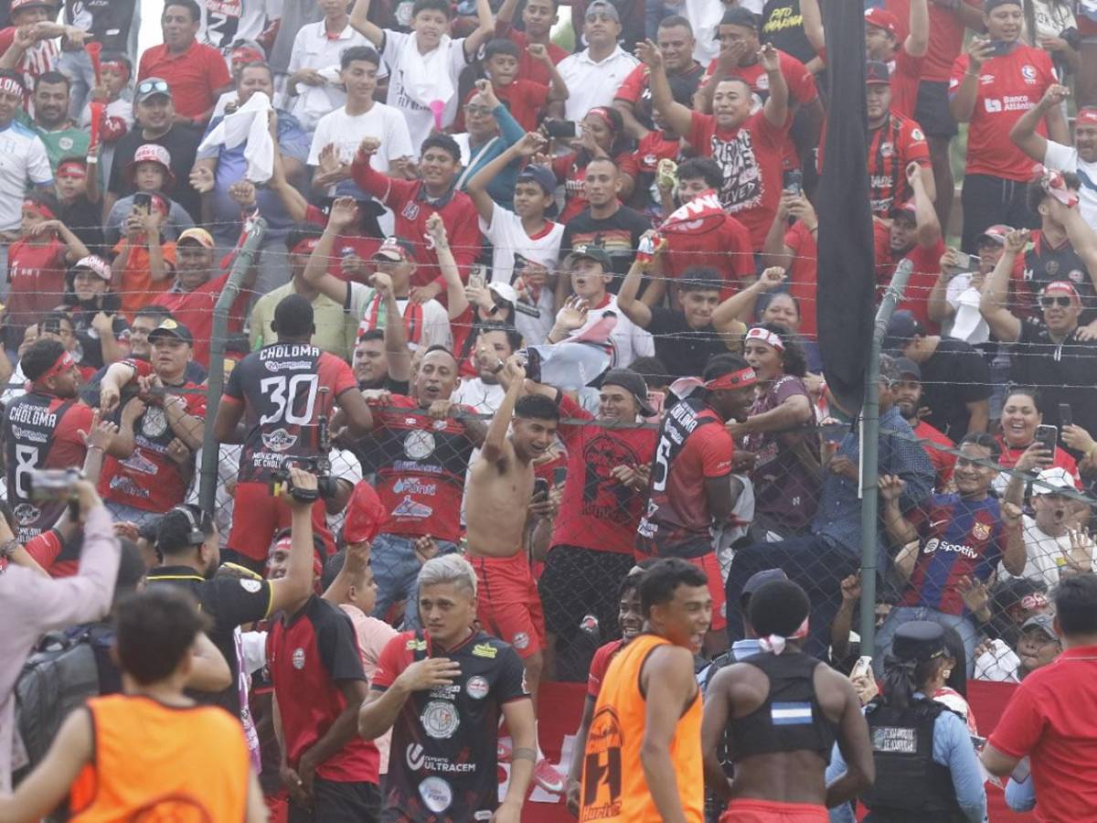Choloma celebra ascenso a Liga Nacional, Independiente llora y agresión a recogepelotas