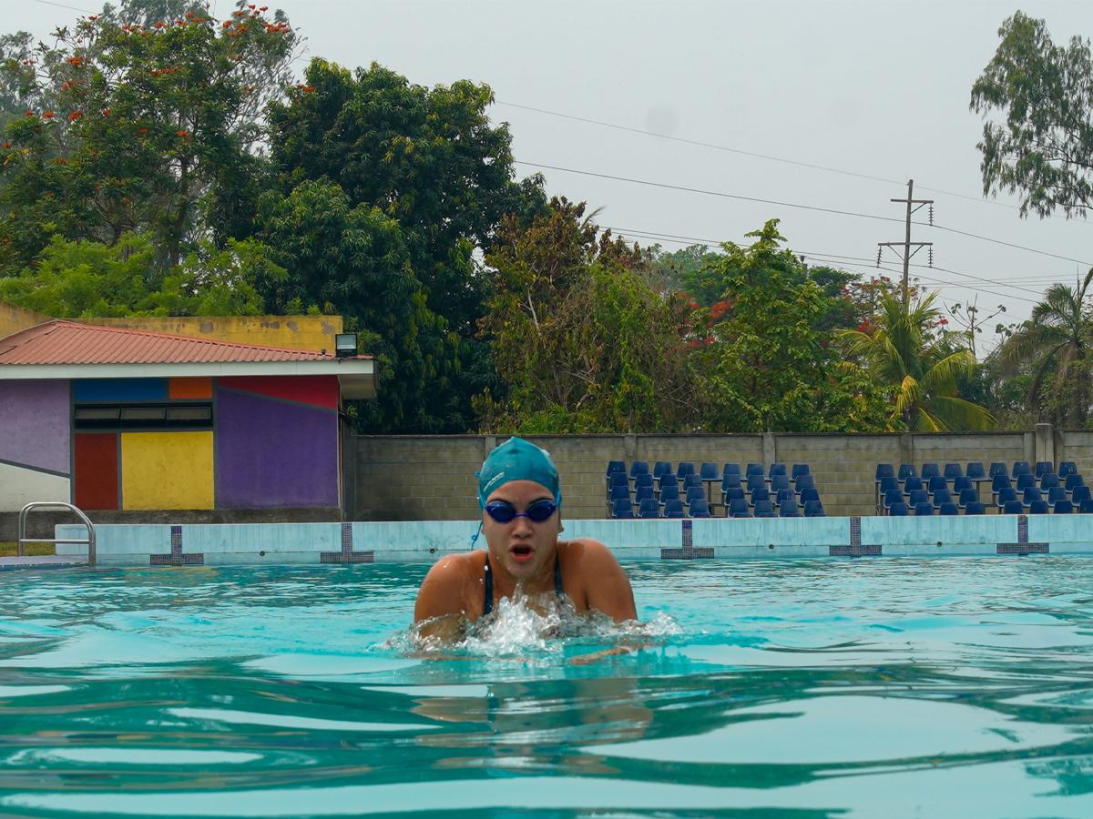 La natación es otra de las disciplinas que los jóvenes pueden practicar en Western International School.