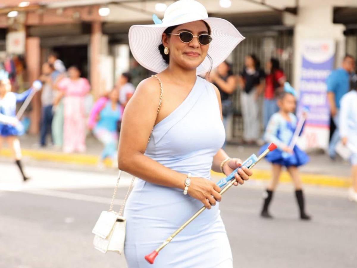 Vocación y elegancia: los docentes también brillaron en las fiestas patrias