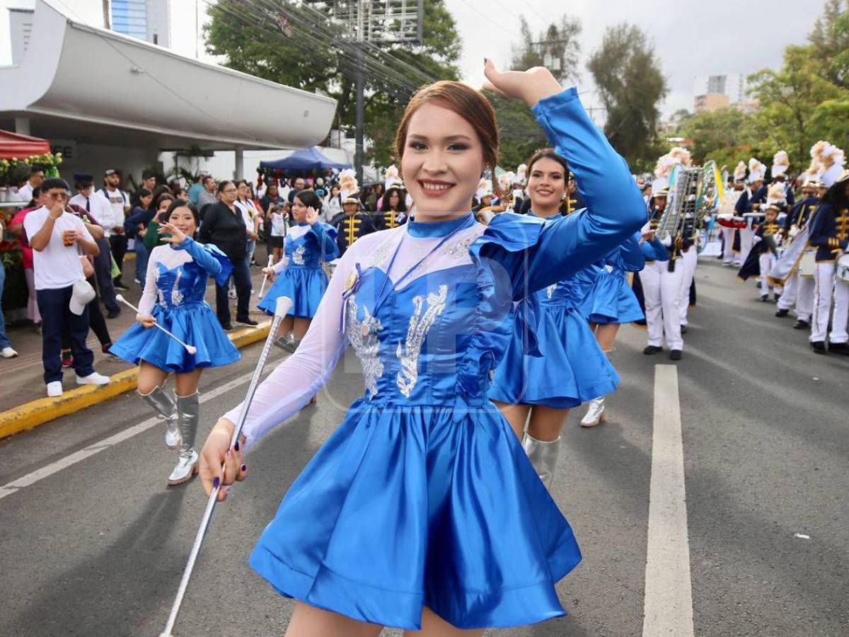 Bellas palillonas, protagonistas de los desfiles en Honduras