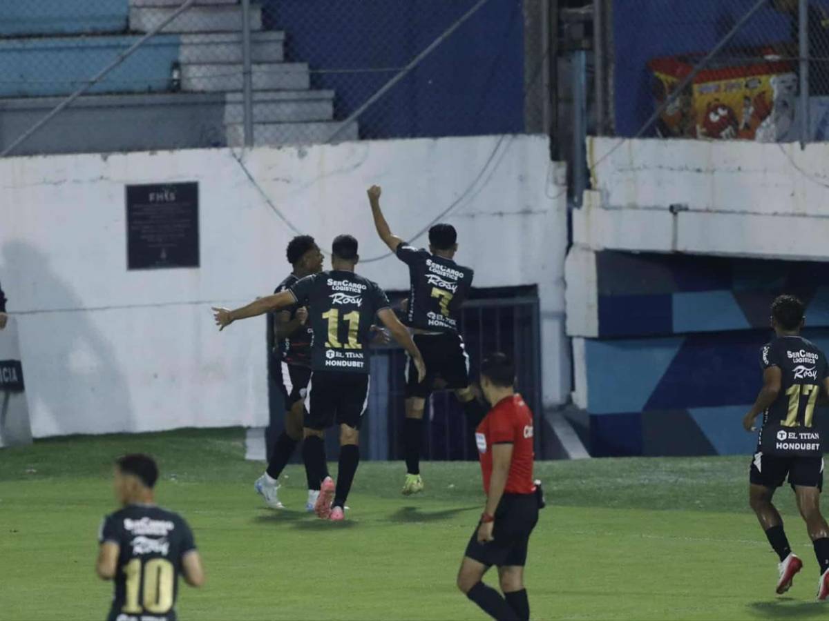 Bellas chicas cautivan, decepción en Marathón y Platense perdonó en el Morazán