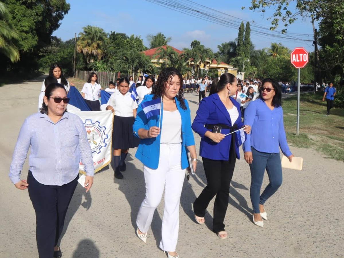 Instituto Modesto Rodas Alvarado de Ilanga rinde homenaje a la Bandera Nacional