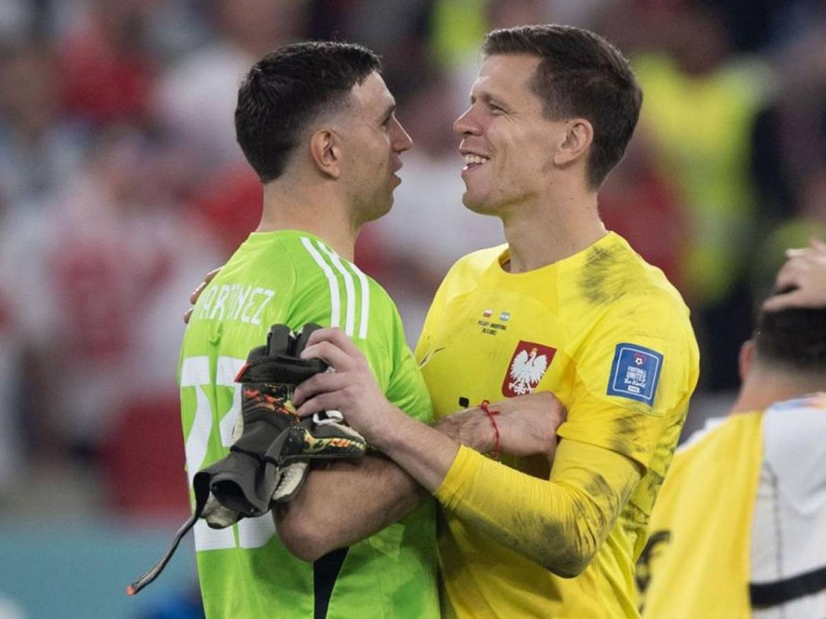 'Dibu' Martínez: los dos gigantes de Europa que pelean fichaje del portero argentino