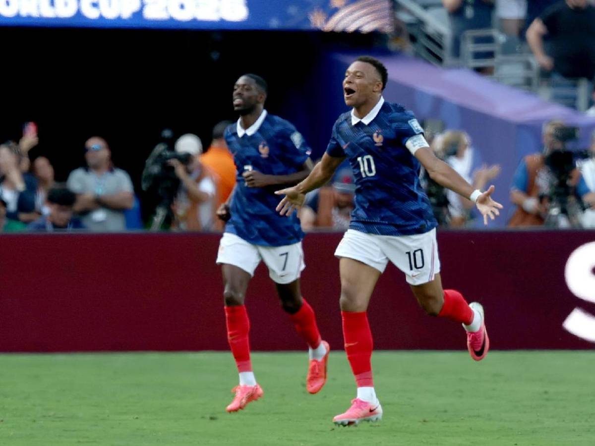 Show de Mbappé en el Mundial, lo que hizo con su DT y dolor de Suecia eliminada