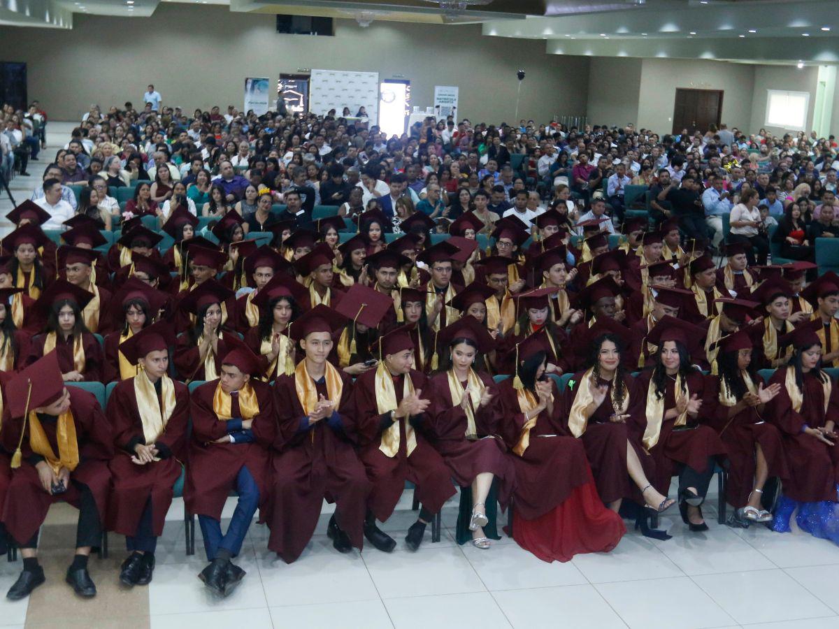 Así se vivieron las graduaciones del JTR rumbo al centenario
