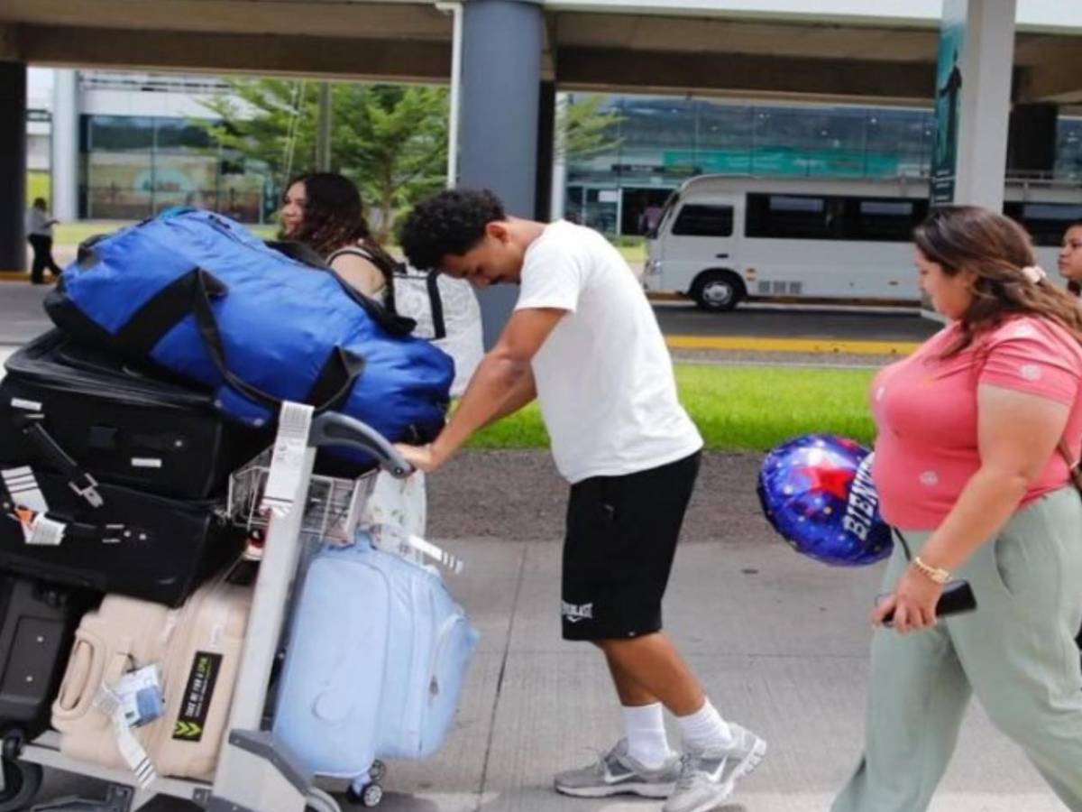 Consternación tras deportación de futbolista hondureño: Su madre tuvo increíble gesto