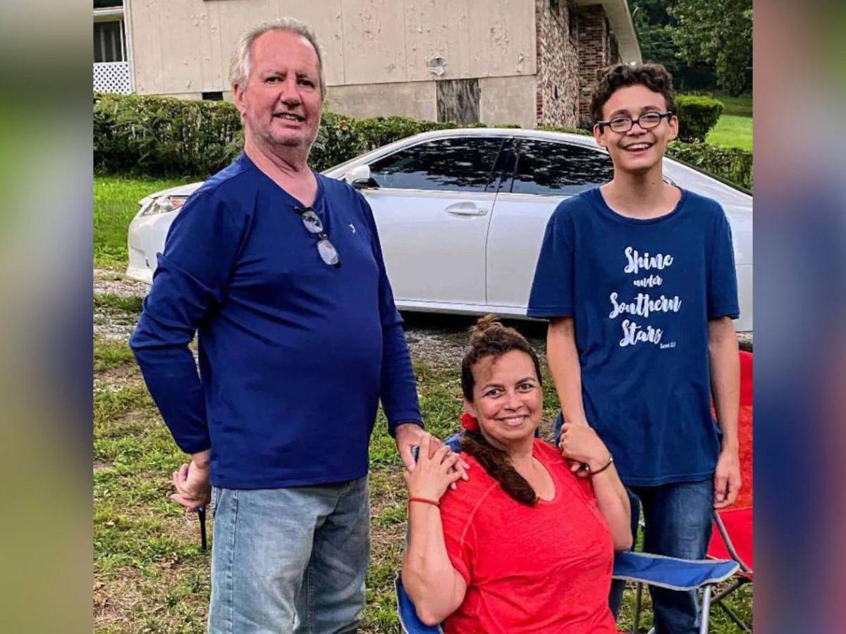 “La golpeé con un bate”: Hijo admite brutal crimen contra su madre