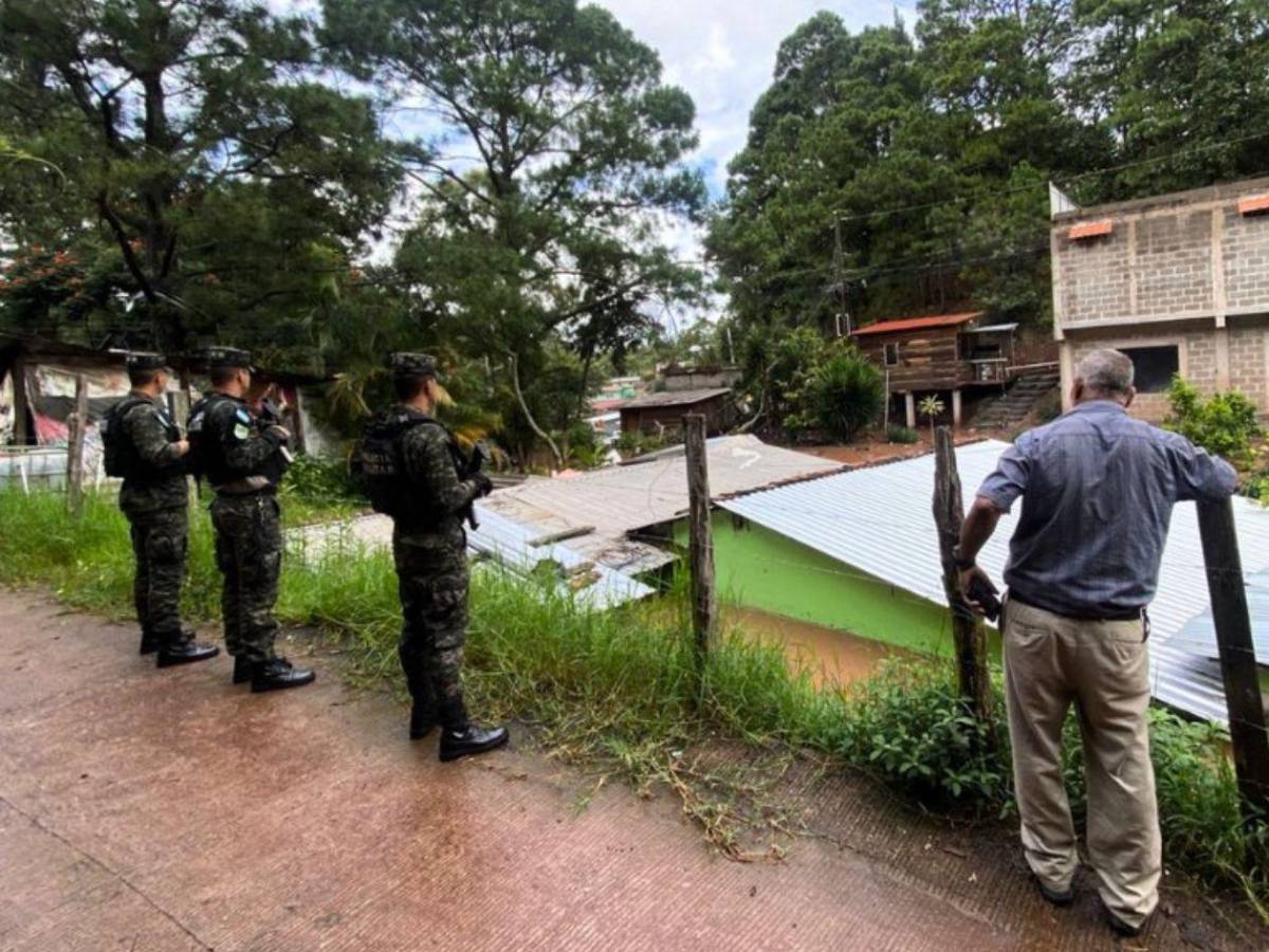 Dramáticas fotos: casas quedan bajo el agua tras intensas lluvias en Santa Lucía