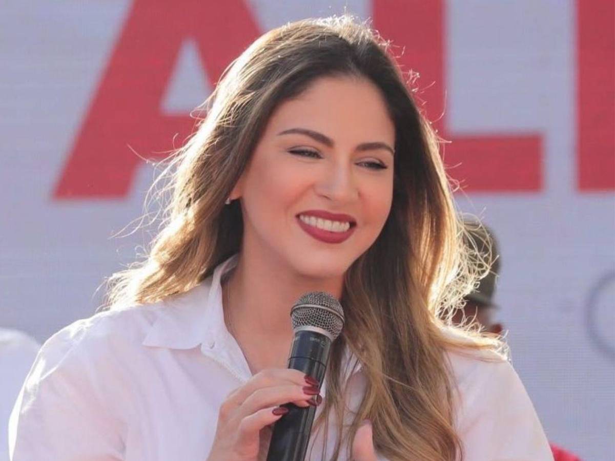 Saraí Espinal atiza contra Kritza Pérez: “No es un ejemplo para mí”