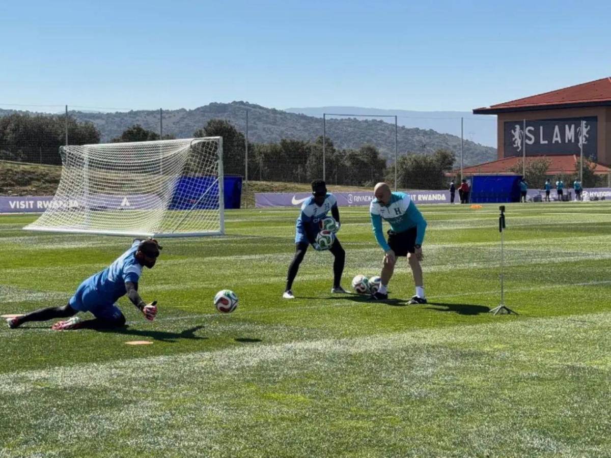 Nueva tecnológica y gran novedad: La Bicolor realiza su segundo entrenamiento