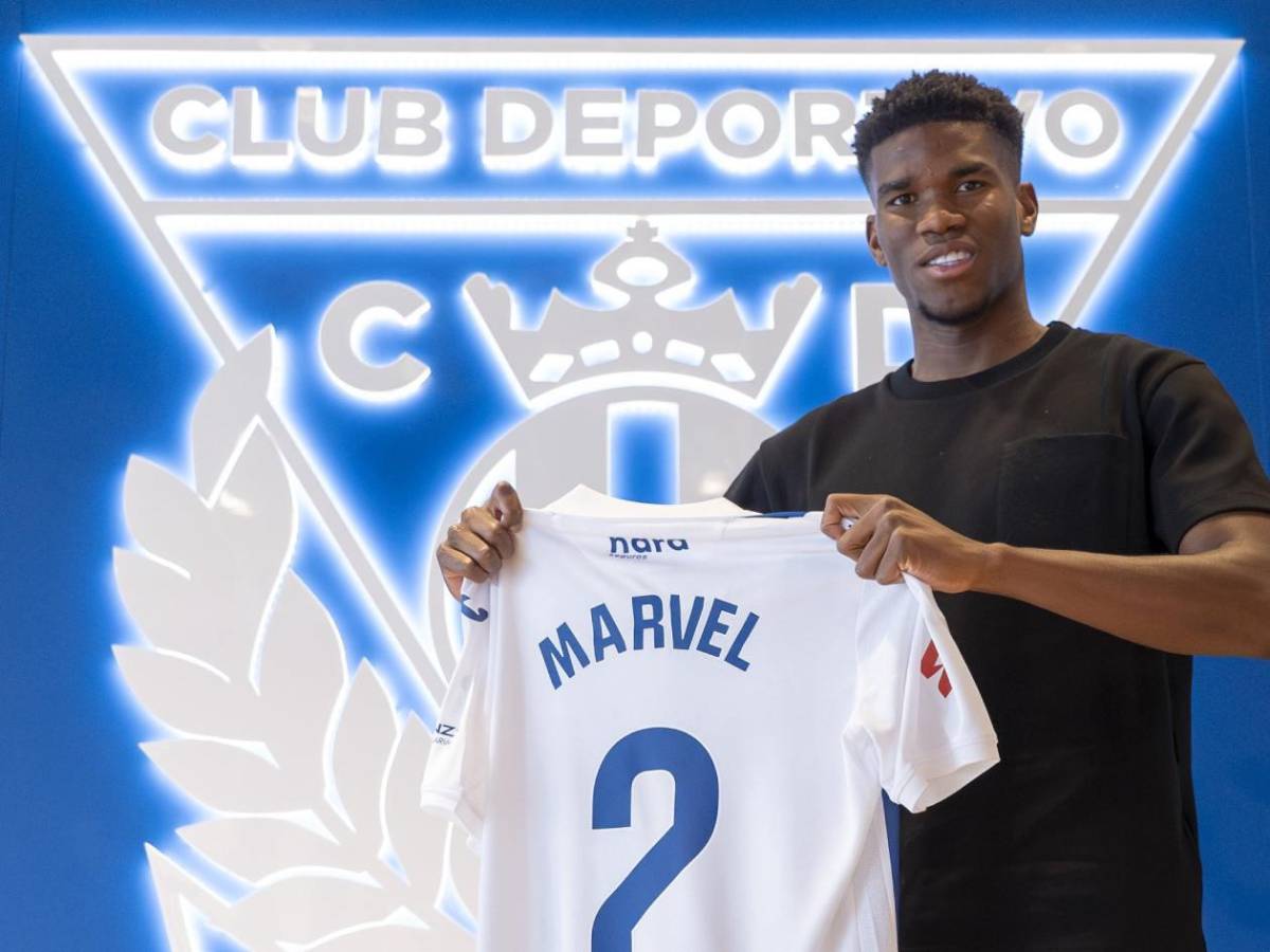 Real Madrid traspasa a dos jugadores y va por enemigo de Vinicius; firma con Barcelona