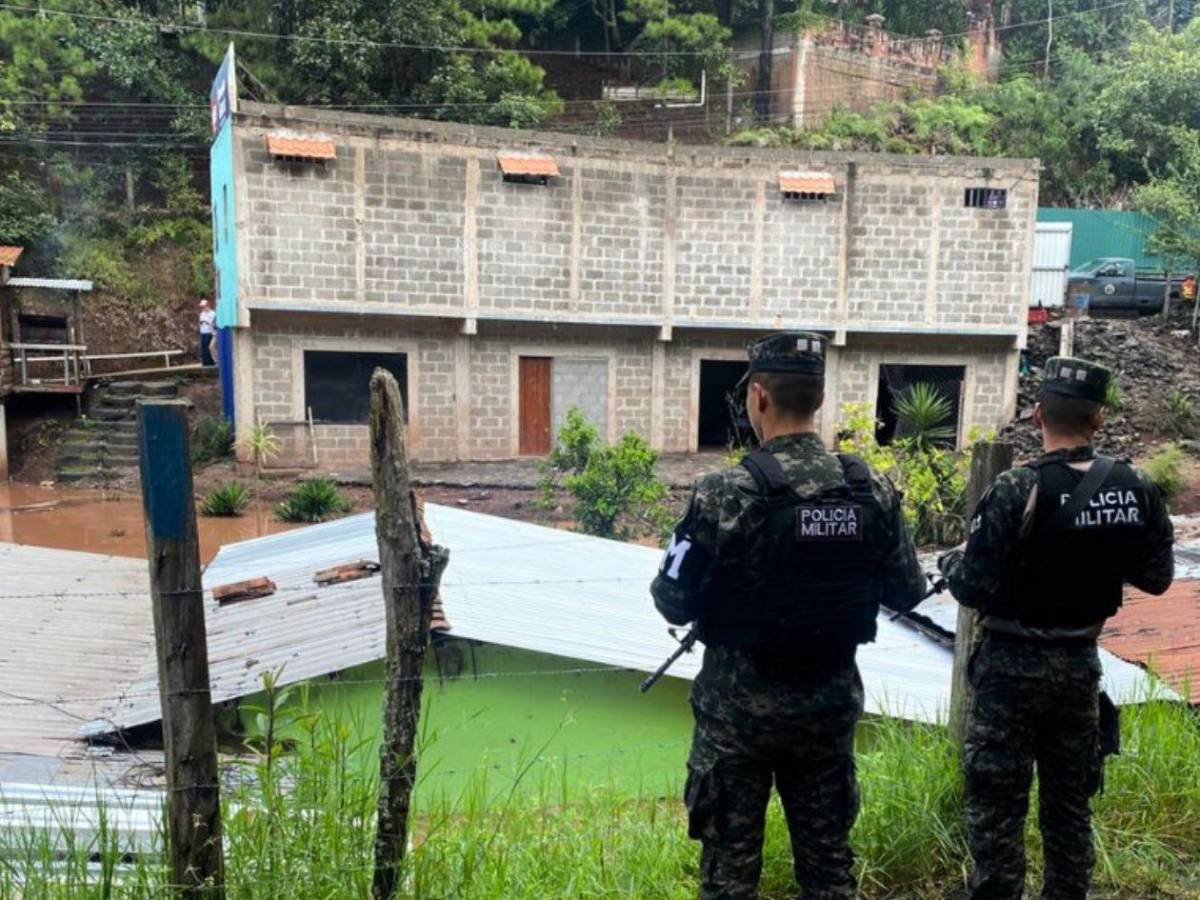 Dramáticas fotos: casas quedan bajo el agua tras intensas lluvias en Santa Lucía