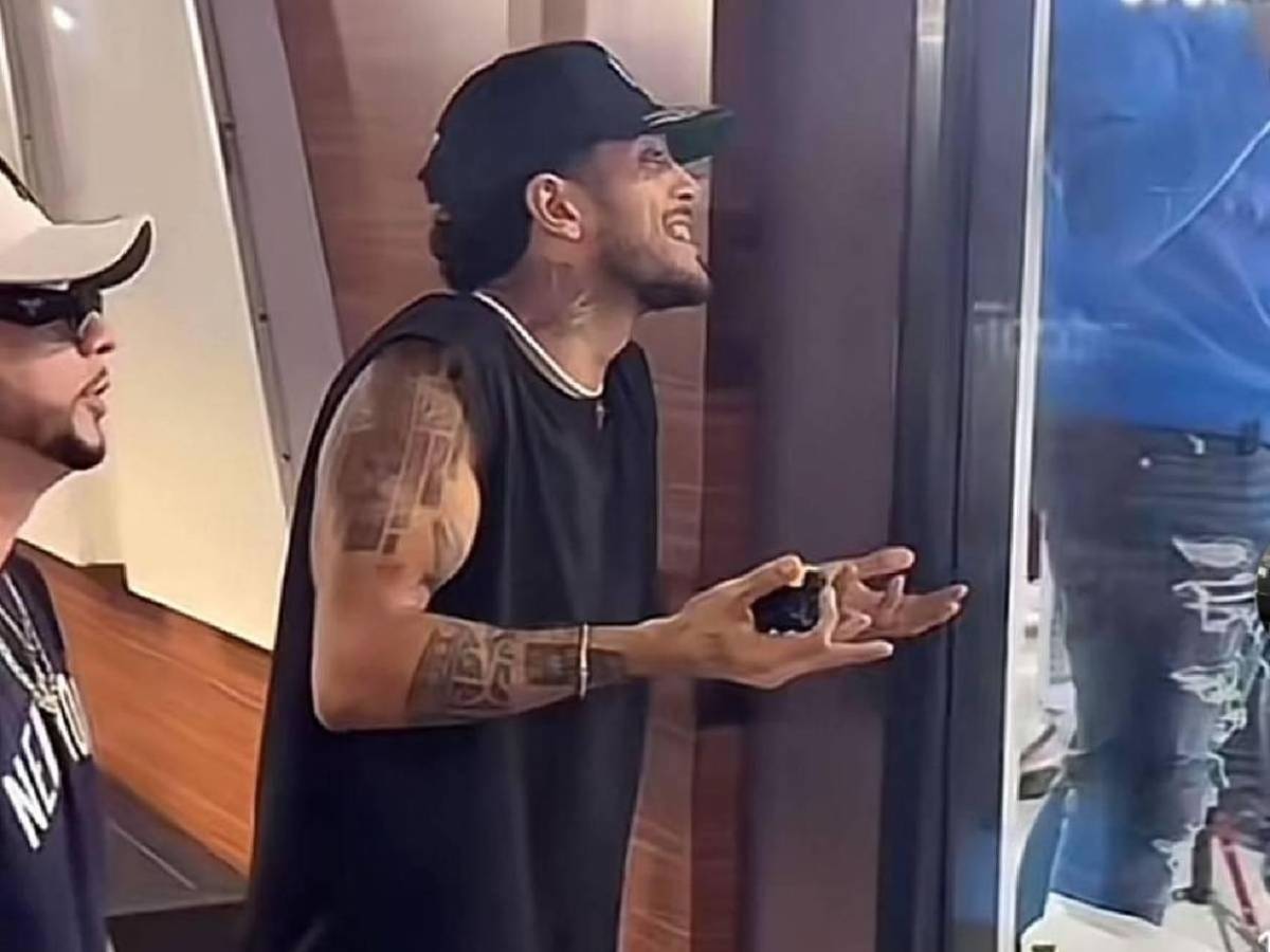 ¿Supremo expulsó del equipo a tres tiktokers de Honduras por altercado en centro comercial?