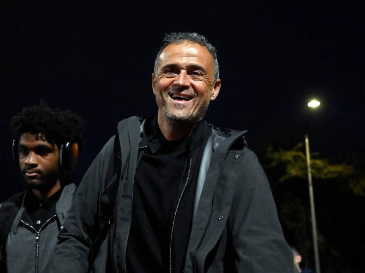 ¿Quién es la hondureña que trabaja con Luis Enrique? El DT finalista de Champions