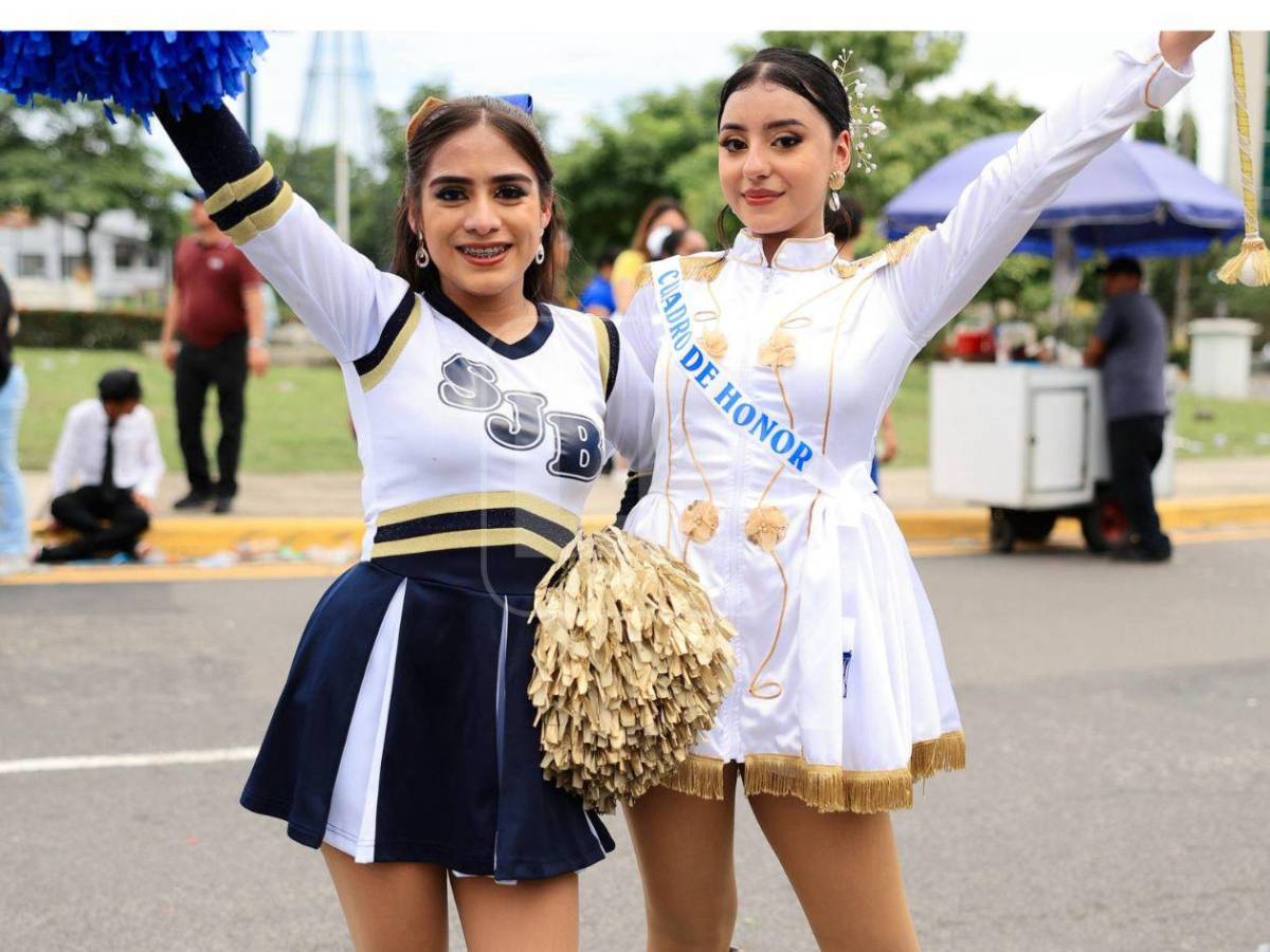 Ellas son las hermosas palillonas y pomponeras del Instituto San Juan Bosco