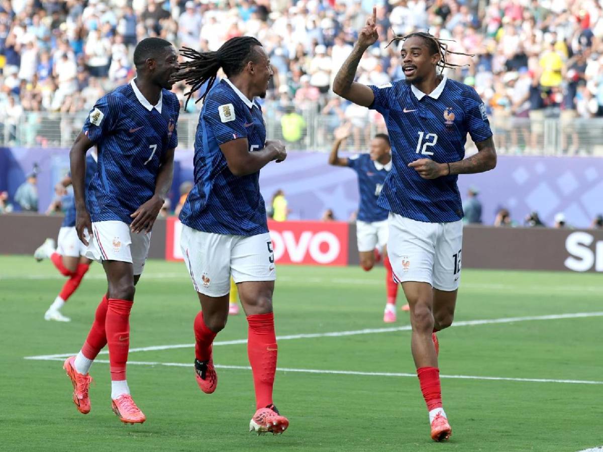 Show de Mbappé en el Mundial, lo que hizo con su DT y dolor de Suecia eliminada