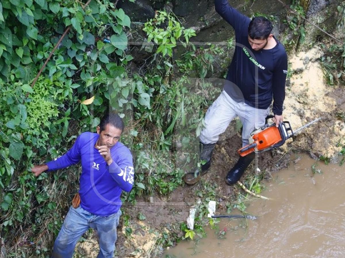 Fuertes lluvias desbordan río Helado en Los Naranjos, Santa Cruz de Yojoa