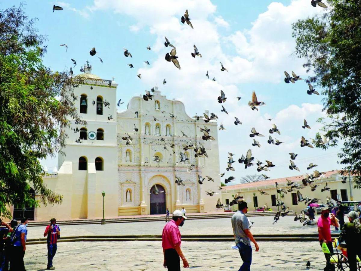 Comayagua se alista para el Domingo de Ramos entre fe y turismo