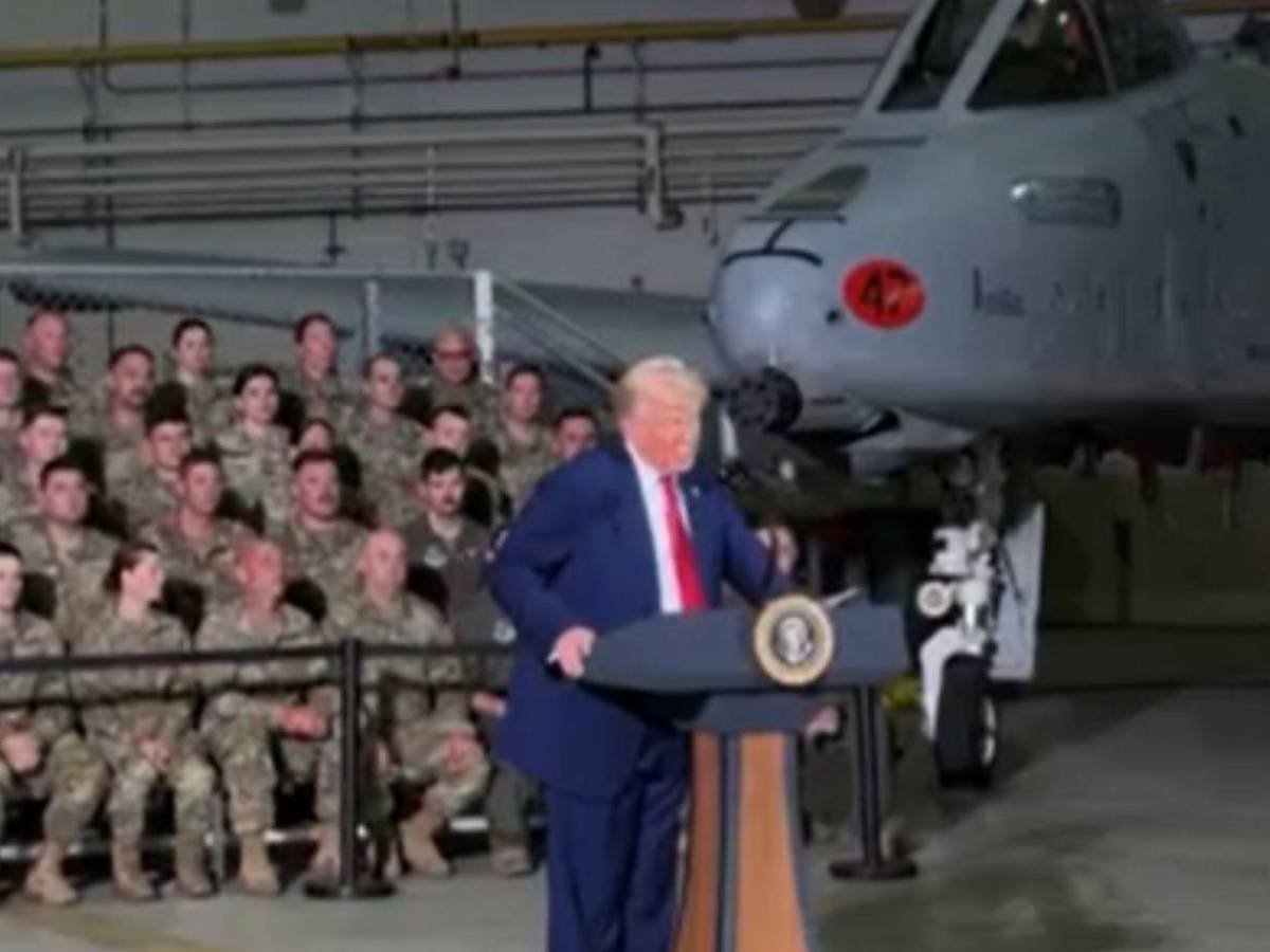 Así son los 21 aviones de guerra F-15EX Eagle II que compró Donald Trump